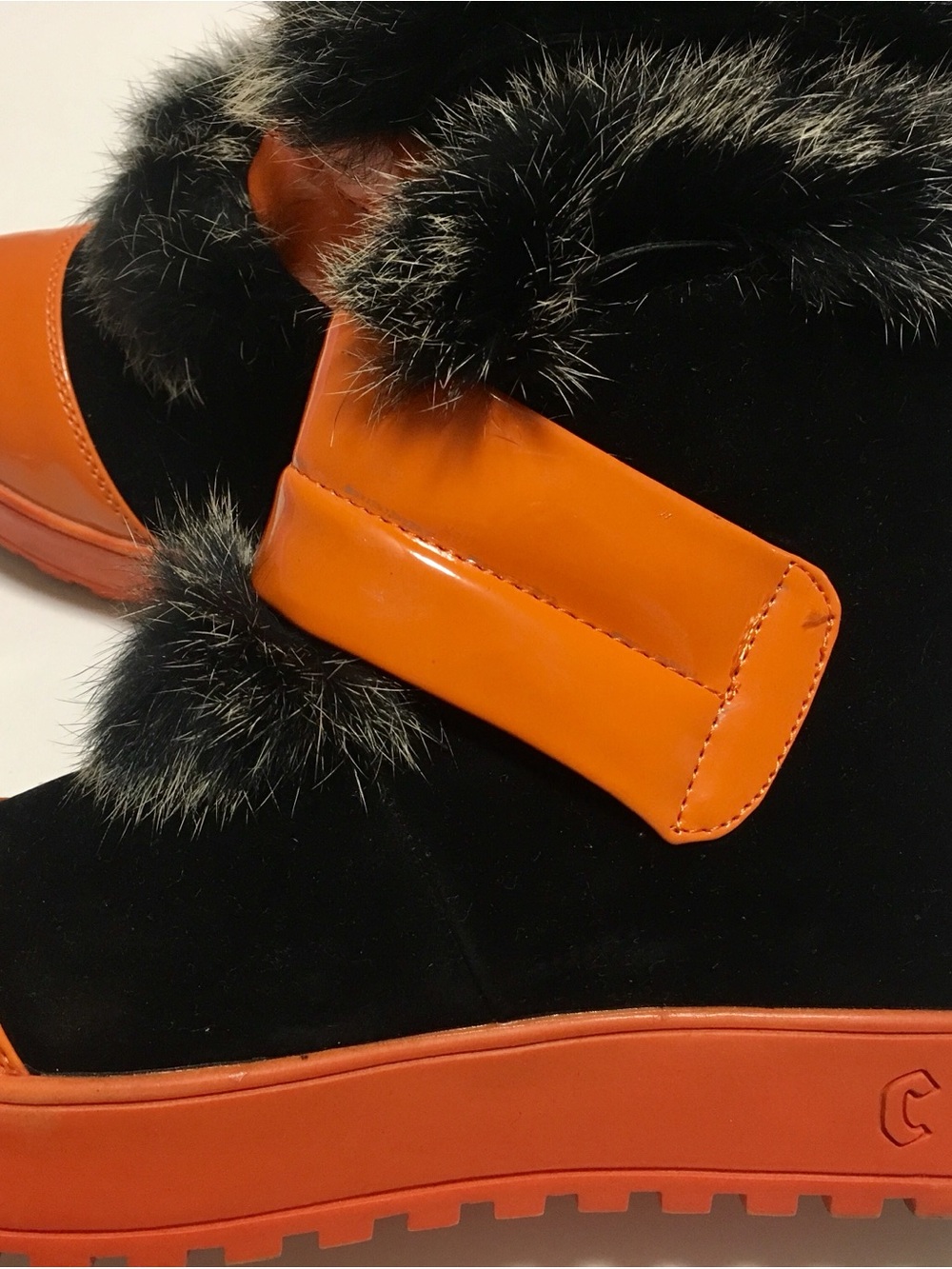 Preowned Bright Orange belted comfy fur runners high heel size 8 Cute Women's